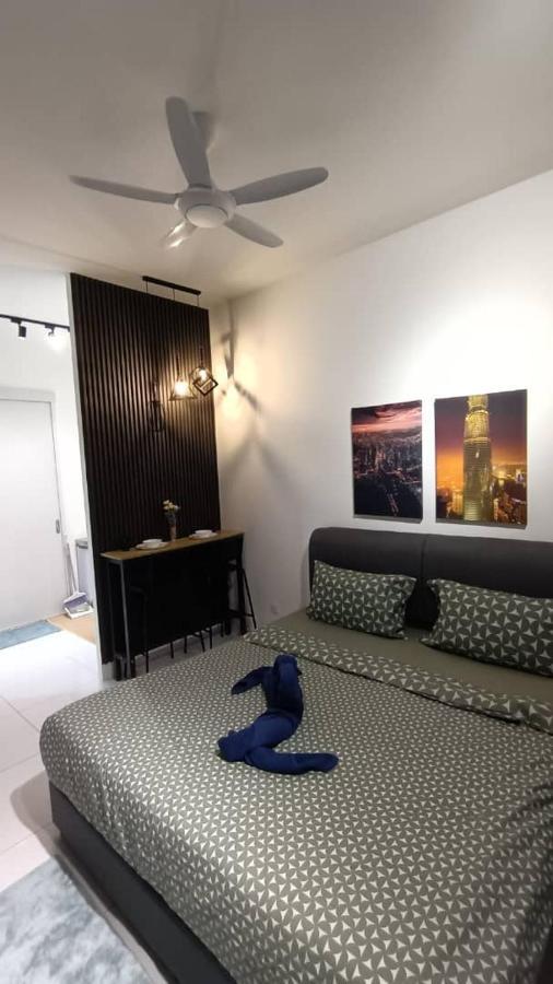 Sky Trees Netflix & Facilities With Balcony Apartemen Johor Bahru