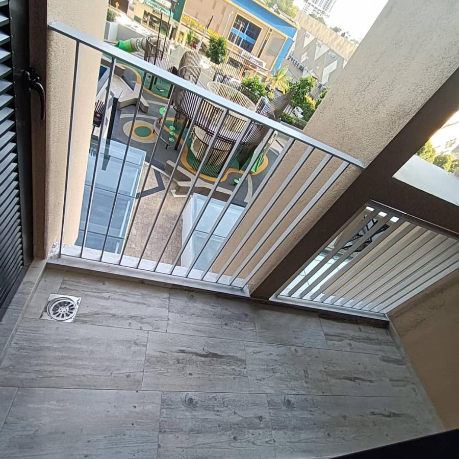 Sky Trees Netflix & Facilities With Balcony Apartemen *
